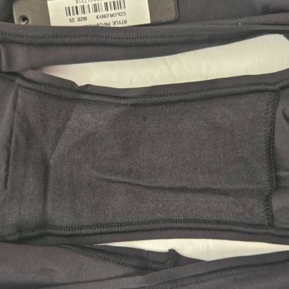 Skims panty Nwt - Picture 15 of 15